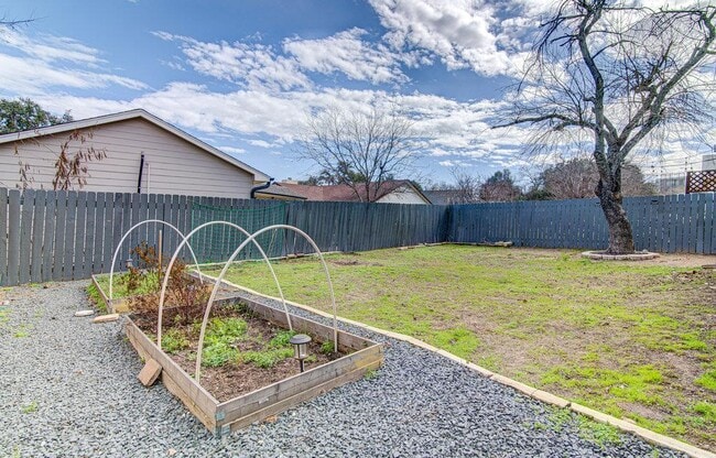 Building Photo - 12911 Quinn Trail