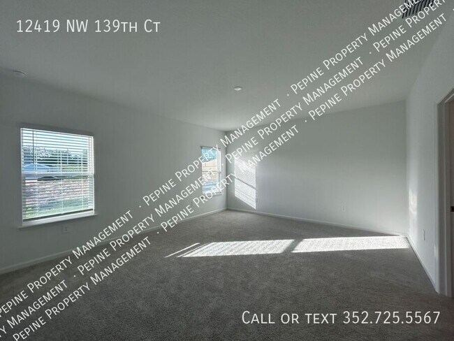 Building Photo - 12419 NW 139th Dr