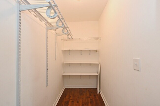 Building Photo - 167 Cobblestone Pl Dr