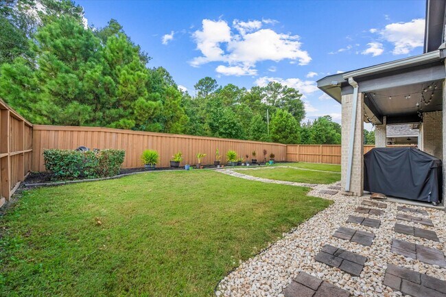 Building Photo - 28216 Beckwood Dr