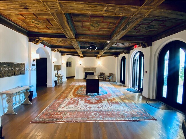 Building Photo - 3224 Biscayne Blvd