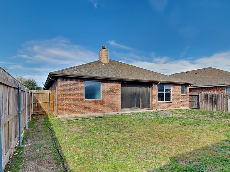 Building Photo - 4313 Red Clover Ln