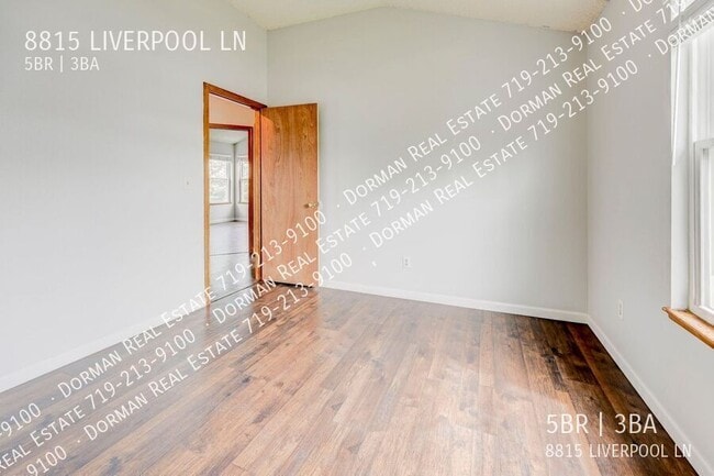 Building Photo - 8815 Liverpool Ln
