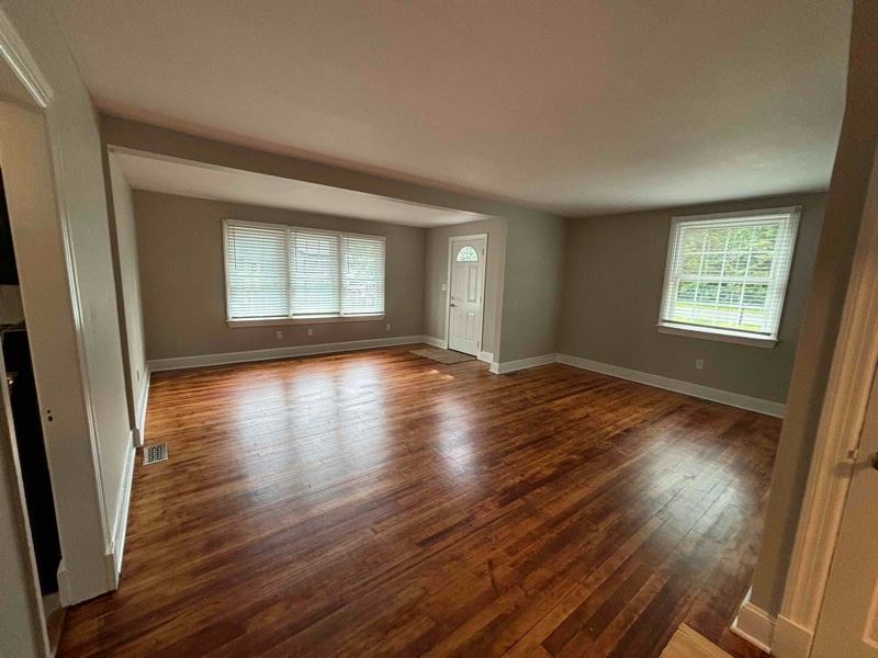 Building Photo - 790 Rappohack Dr