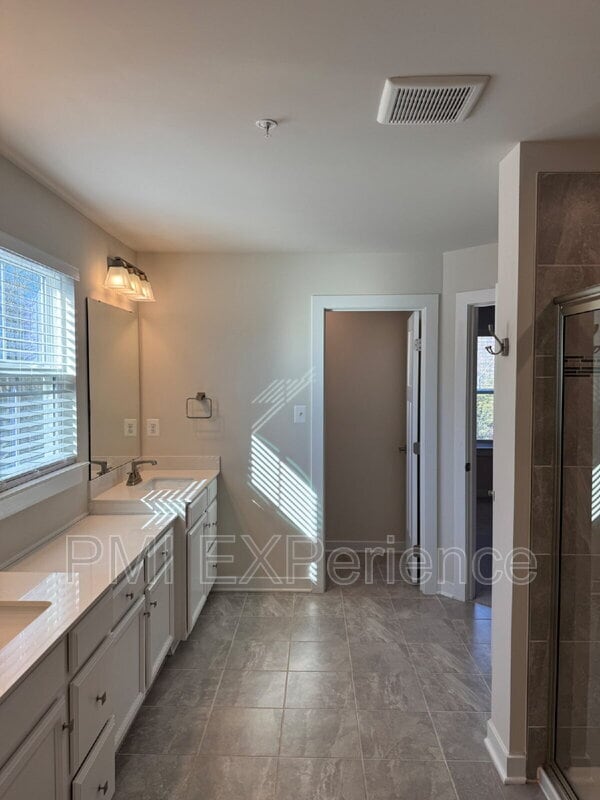 Building Photo - 2609 Skeeter Ct