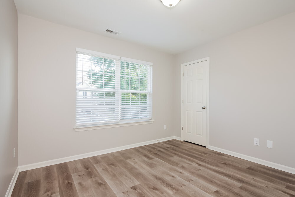 Building Photo - 1121 Vistalite Ln