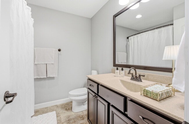 Building Photo - 7412 Oakley Dr