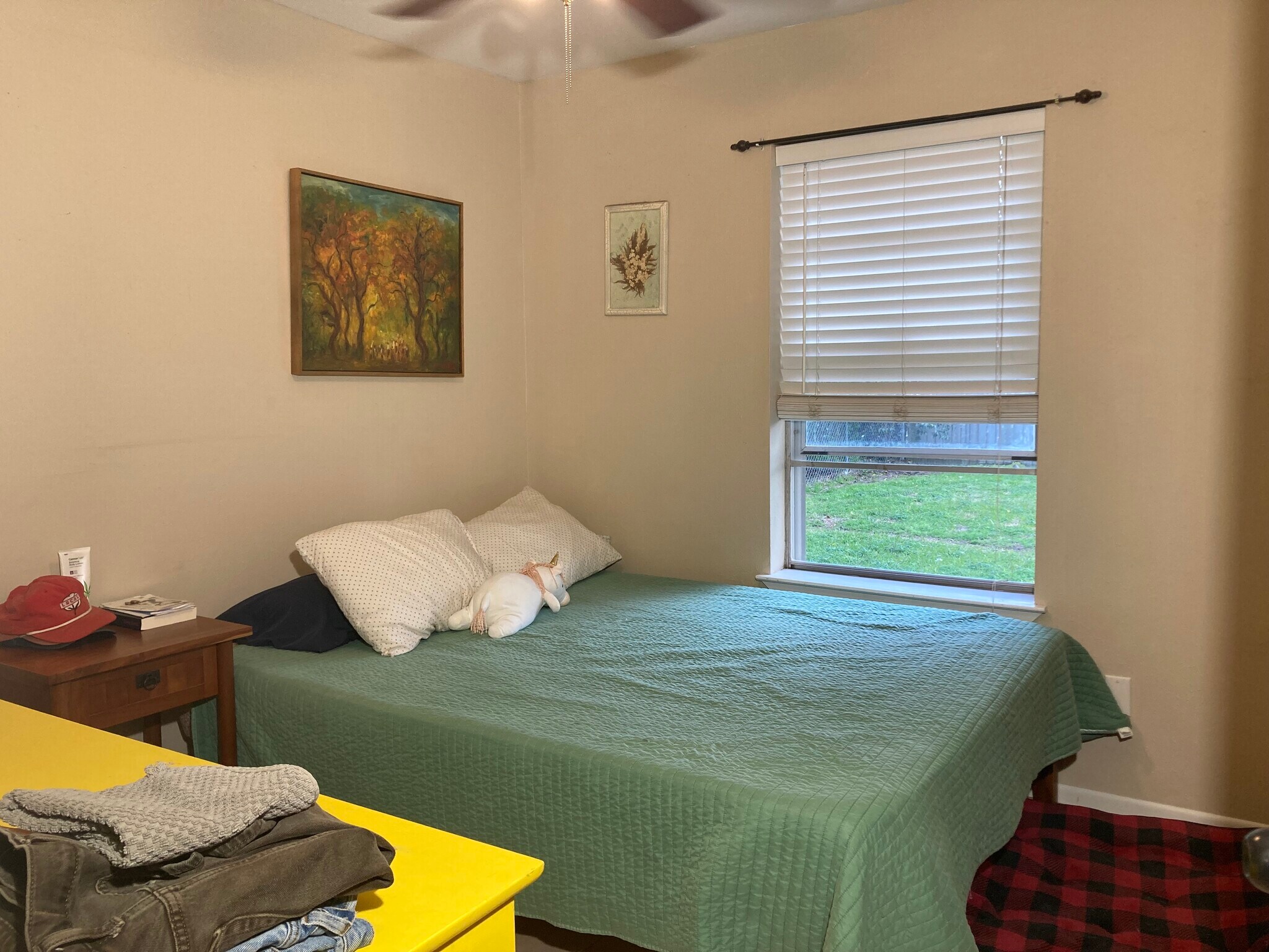 Master bedroom - 200 N Shirley Ln