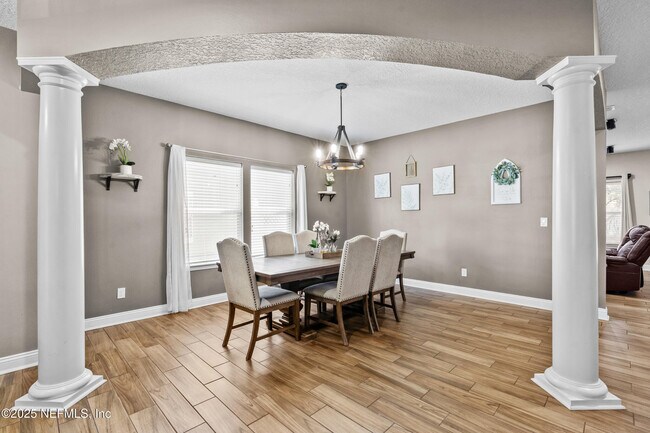 Building Photo - 503 Candlebark Dr
