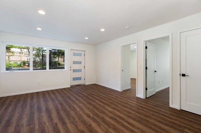 Building Photo - BEAUTIFUL NEW 2022 CONSTRUCTION 2BED UNIT IN CENTRAL DISTRICT