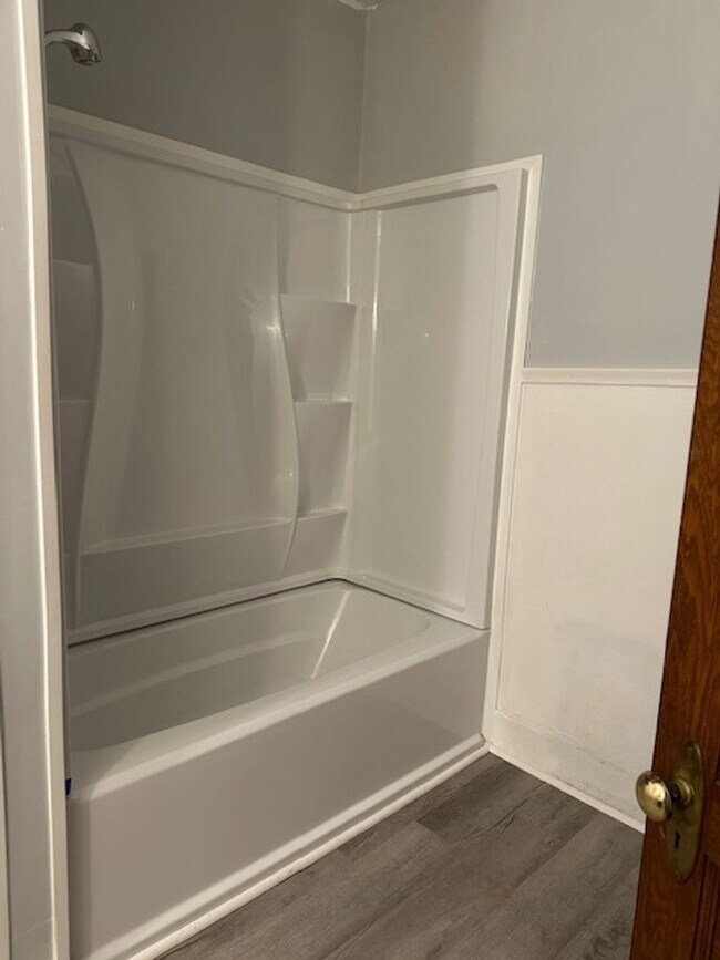 Building Photo - 1909 Market St