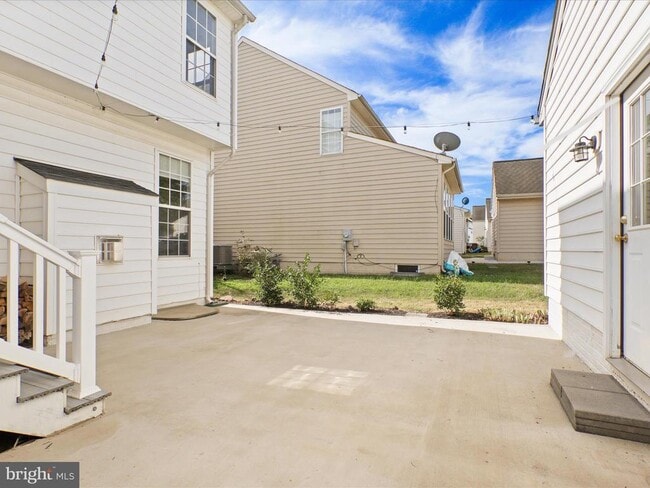 Building Photo - 6713 Selbourne Ln