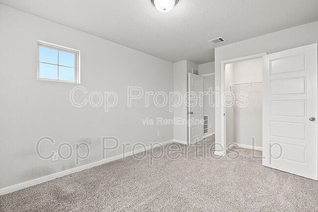 Building Photo - 11627 Troubadour Trl