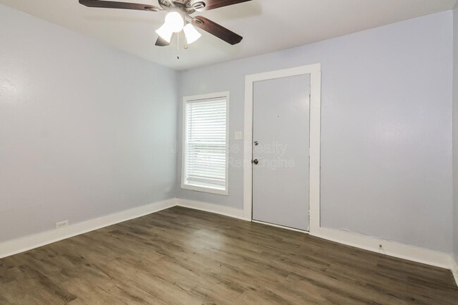 Building Photo - 724 Rocky Rdg