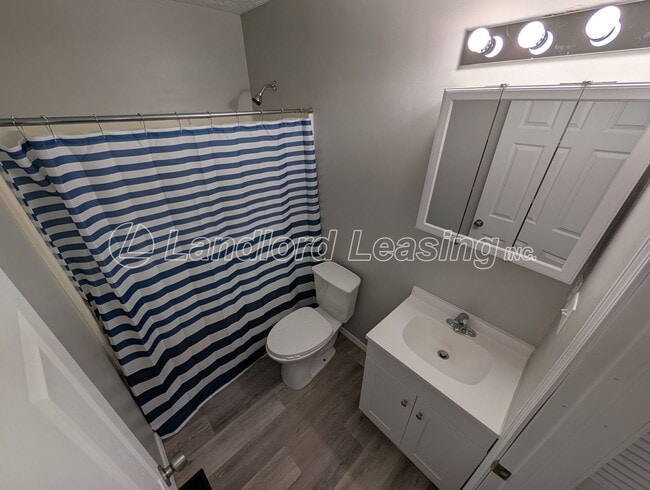 Building Photo - Charming 3-Bedroom Ranch with New Kitchen ...