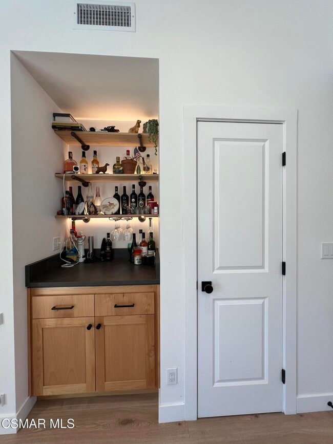 Building Photo - 545 Shenandoah St