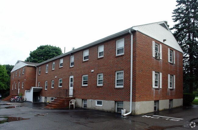 Building Photo - 122 W Main St