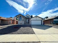 Building Photo - Northeast El Paso 3 Bed Refrig A/C