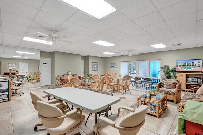 Building Photo - 1541 S Ocean Blvd