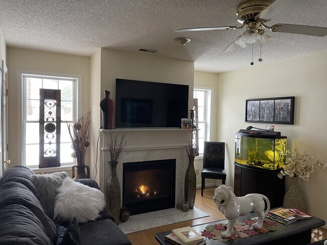 Building Photo - 4 Spyglass Hl