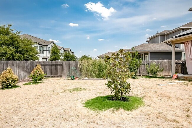 Building Photo - 15912 Cadoz Dr