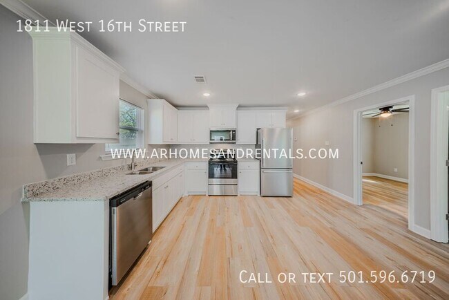 Building Photo - 1811 W 16th St