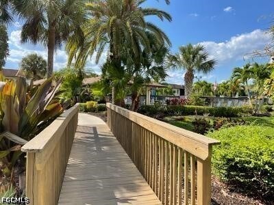 Building Photo - 9270 Lake Park Dr