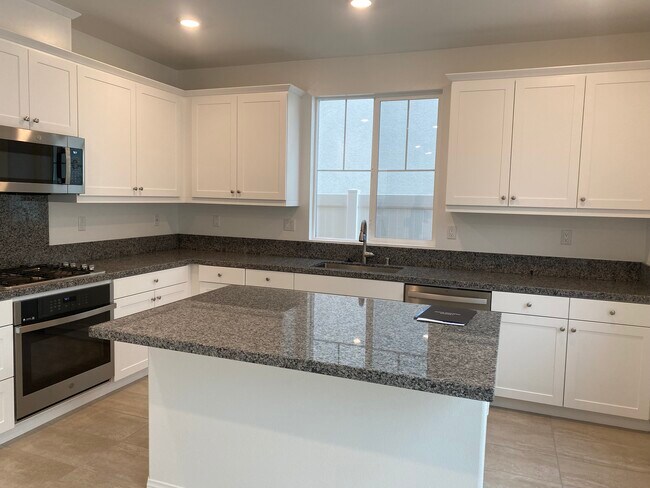 Building Photo - 1745 Gold Medal Ln