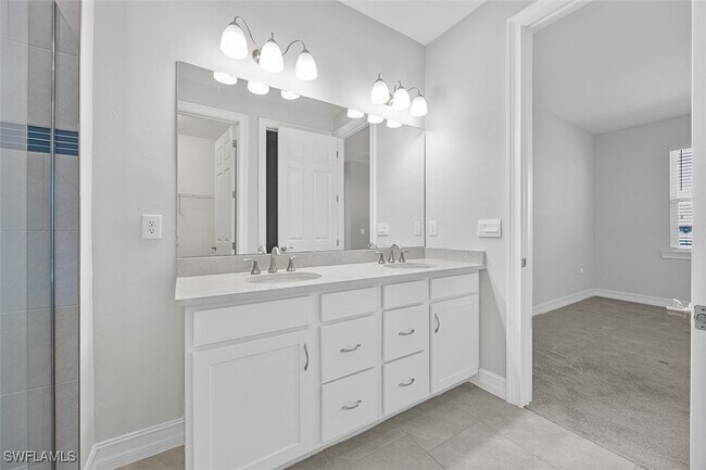 Building Photo - 1095 Rolling Brk Ln