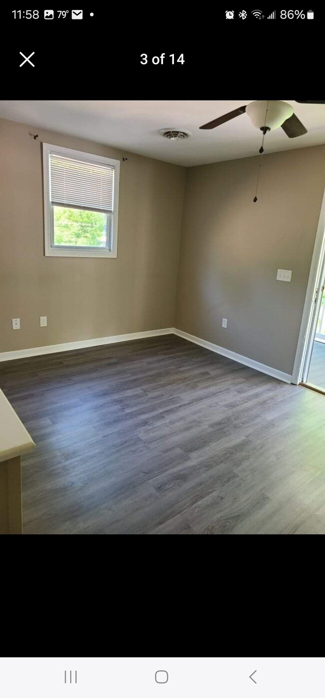 Building Photo - 121 Brunswick Rd