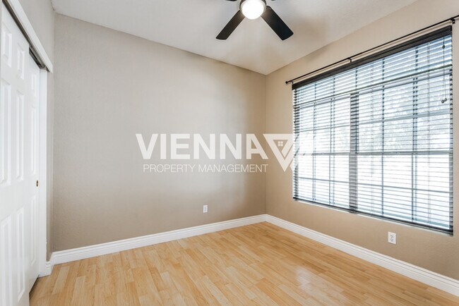 Building Photo - 5308 Heritage Ct