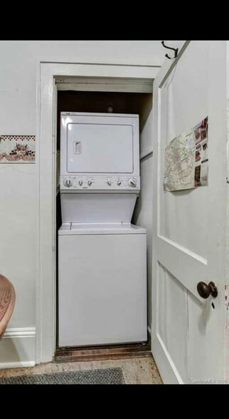 Stackable w/d - 173 Forest Hill Dr