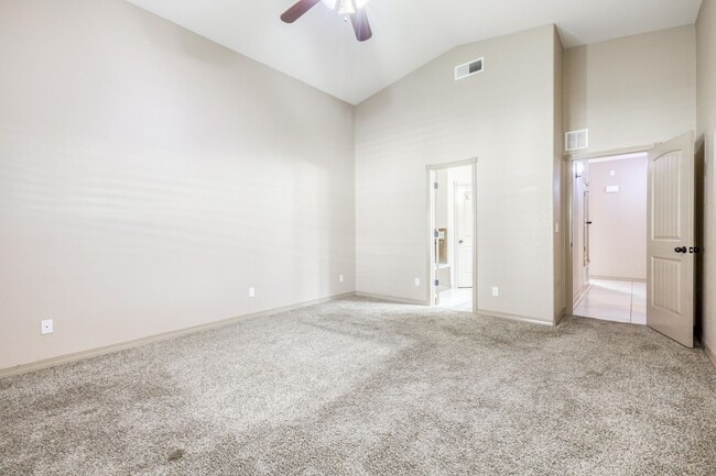 Building Photo - Beautiful 3 bed-2 baths home in 79911