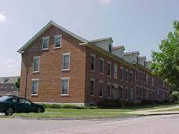 Primary Photo - 29 Tiffany St