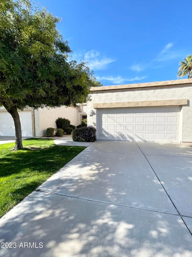 Building Photo - 9126 W Kimberly Way