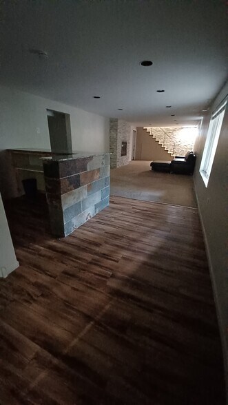basement - 907 County Road B W