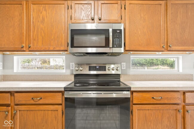 Building Photo - 9989 Worthington Blvd