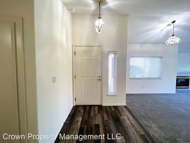 Building Photo - 3 br, 2 bath House - 1312 N Montana Street