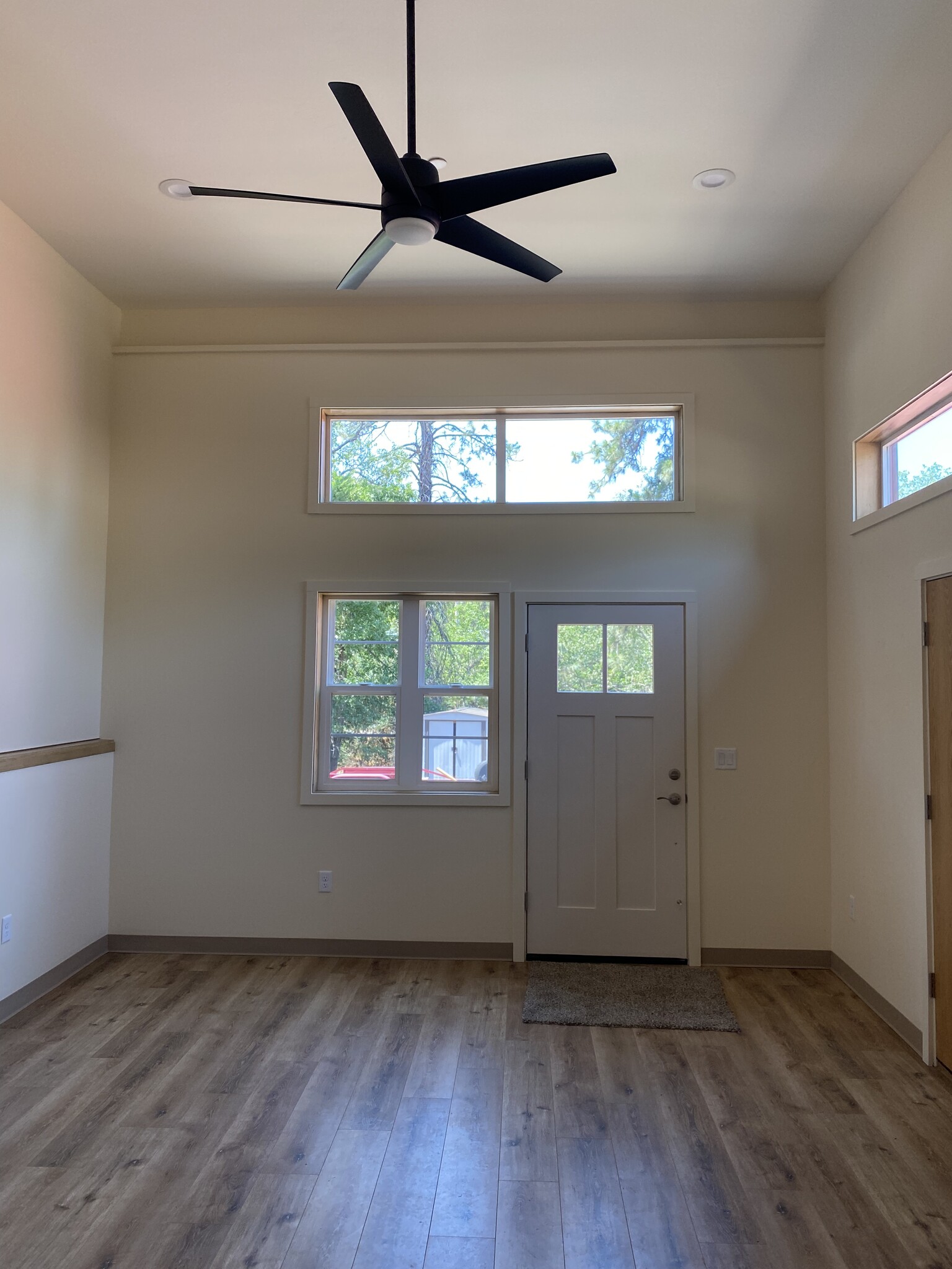 living room - 449 Orchard St