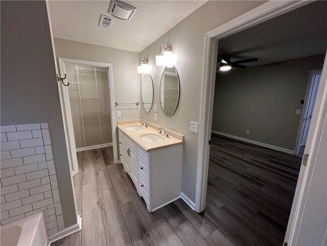 Building Photo - 6590 A C Smith Rd