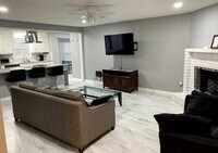 Building Photo - 8672 Prather Dr