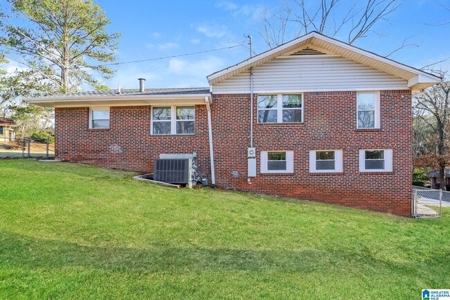 Building Photo - 145 Gurley Ln