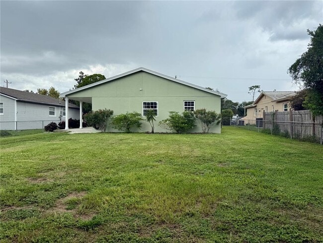Building Photo - 3823 Martin St