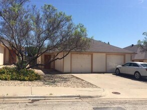 Building Photo - 1424 Walters Dr