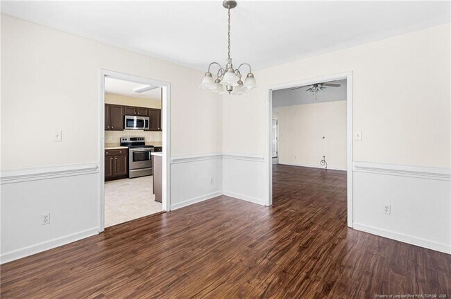 Building Photo - 175 Ranier Dr