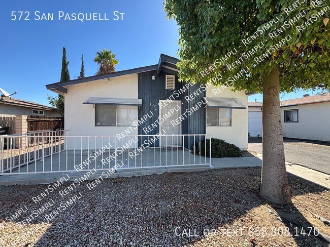 Building Photo - 572 San Pasquel St