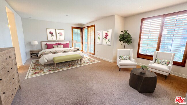 Building Photo - 5831 Seawalk Dr