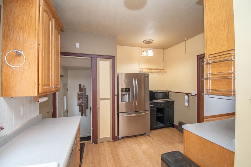 Building Photo - 2116 S Euclid Ave