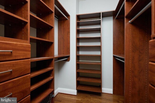 Building Photo - 964 Florida Ave NW