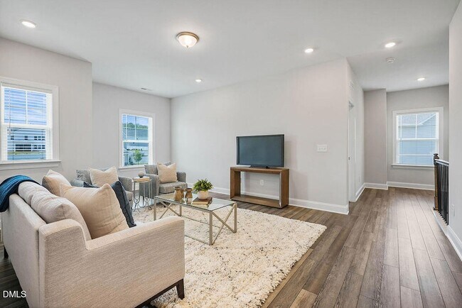 Building Photo - 1809 Delaney Hills Ln
